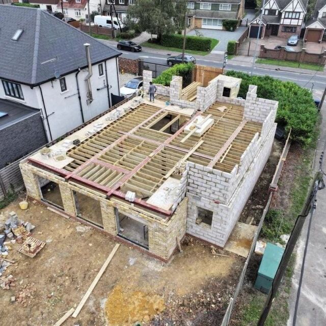 Best way to see a new build? Use a drone of course! Current New Build in Billericay. Designed by us, being built by @heartsdevelopments

#architecture #engineering #construction #refurbishment #renovation #structuralengineering #explore #explorepage #new #newbuild