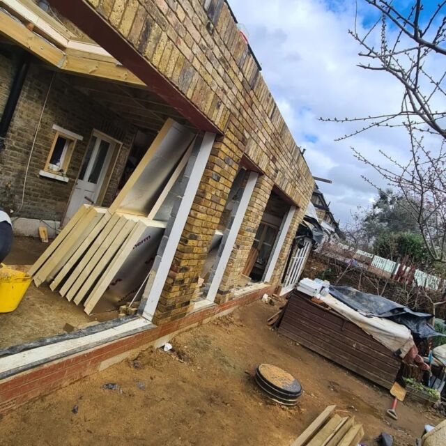 Rear extension and internal alterations in a conservation area - Forest Gate

#engineering #engineer #structuralengineering #extensions #refurbishment #architecture #explore #explorepage #construction #reno #steel #steelframe #structure