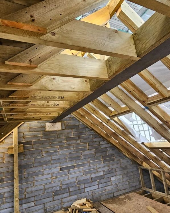 Loft conversions are a great way to add value to your property and gain an impressive amount of additional space! 
Traditional loft Conversion designed by us in Brixton.

#Engineering #structuralengineering #Construction #loft #renovation #refurbishment #steel #friday #fyp #explorepage #wood #london